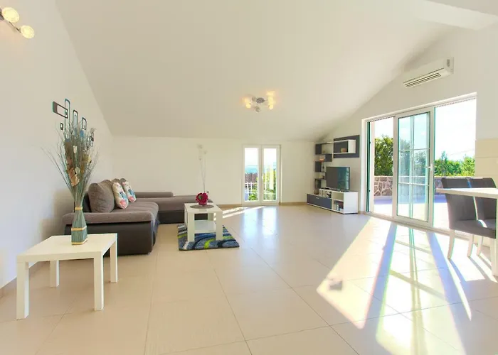 Villa Vrh * Vrh (Krk)